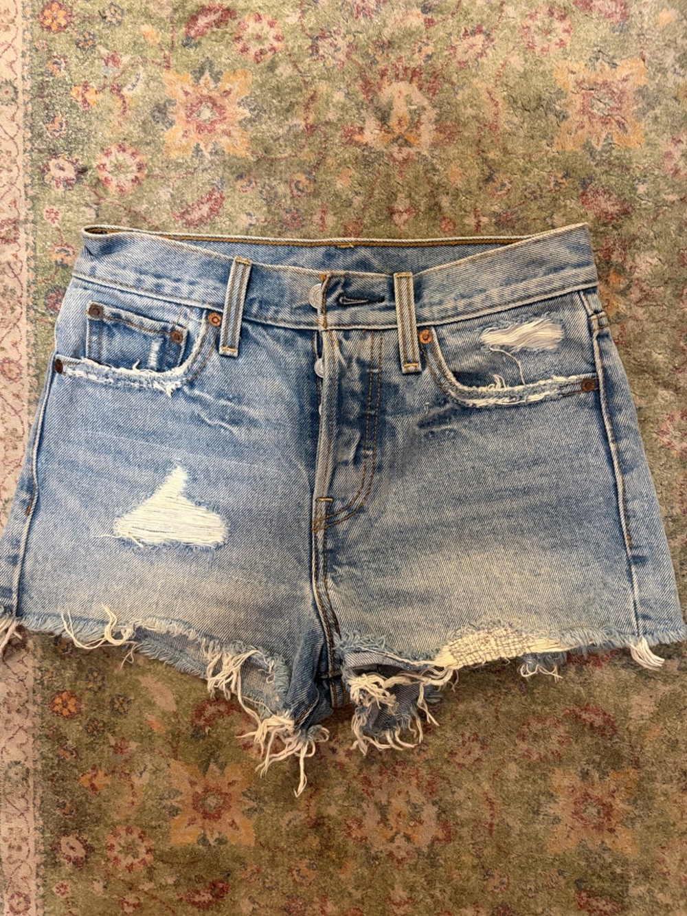 Levi’s Jean Shorts: Size 25